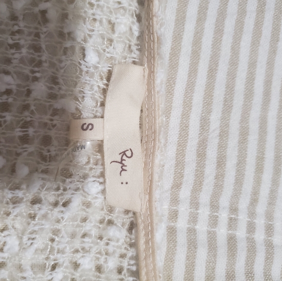 Top - Picture 4 of 4